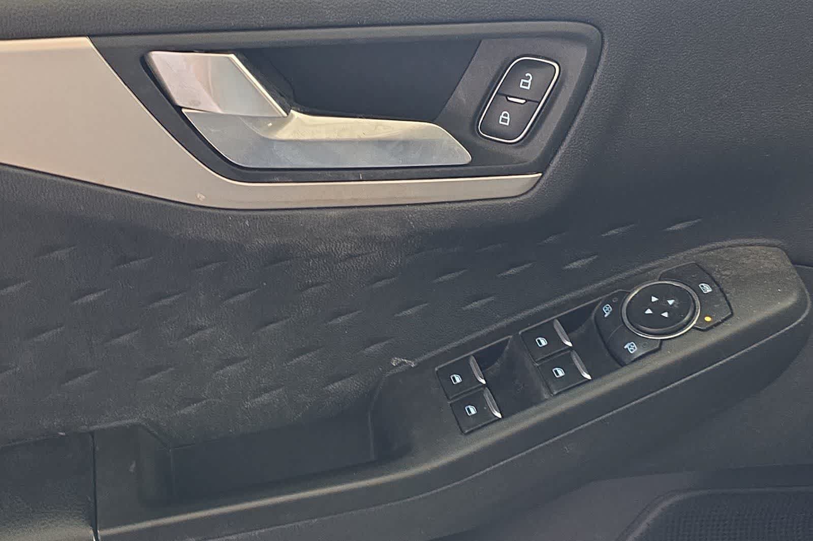 Used 2020 Ford Escape SE Sport AWD/4WD image 15