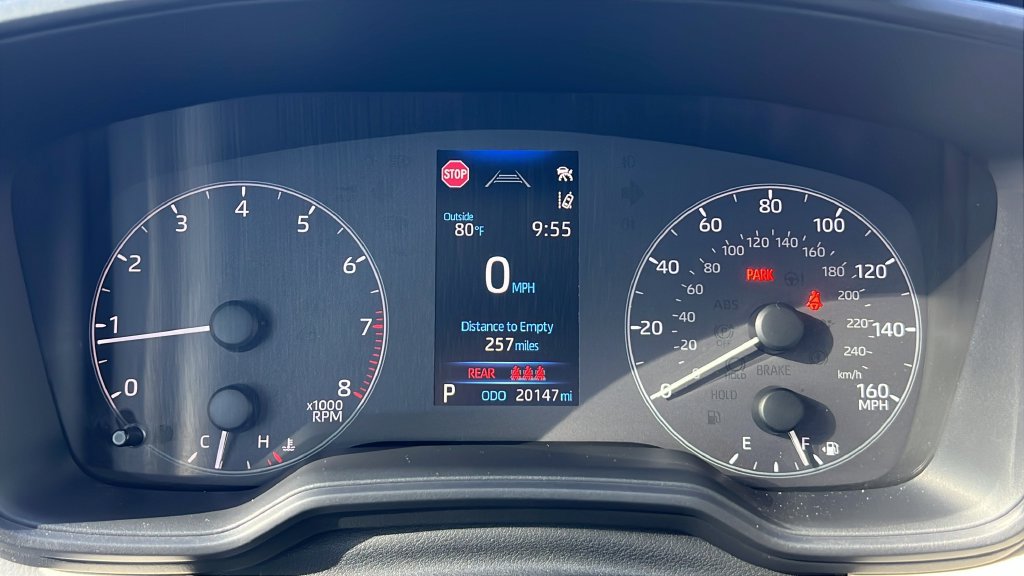 Used 2025 Toyota Corolla LE FWD image 21