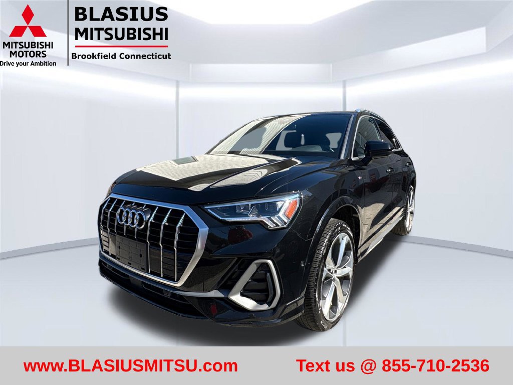 Used 2021 Audi Q3 2.0T Premium Plus w/ Premium Plus Package AWD/4WD image 3