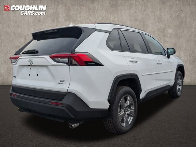 Used 2025 Toyota RAV4 LE image 7