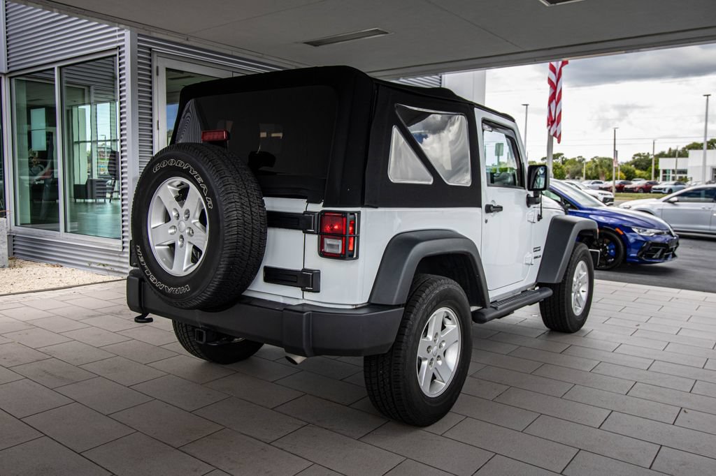 Used 2016 Jeep Wrangler Sport w/ Quick Order Package 24S AWD/4WD image 2