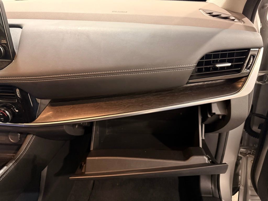 Used 2021 Nissan Rogue Platinum FWD image 33