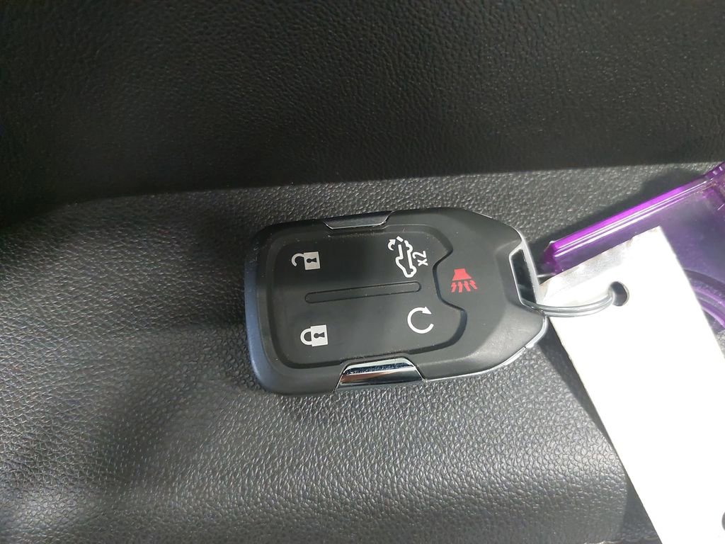 Used 2021 Chevrolet Silverado 1500 LT Trail Boss w/ Convenience Package II image 32