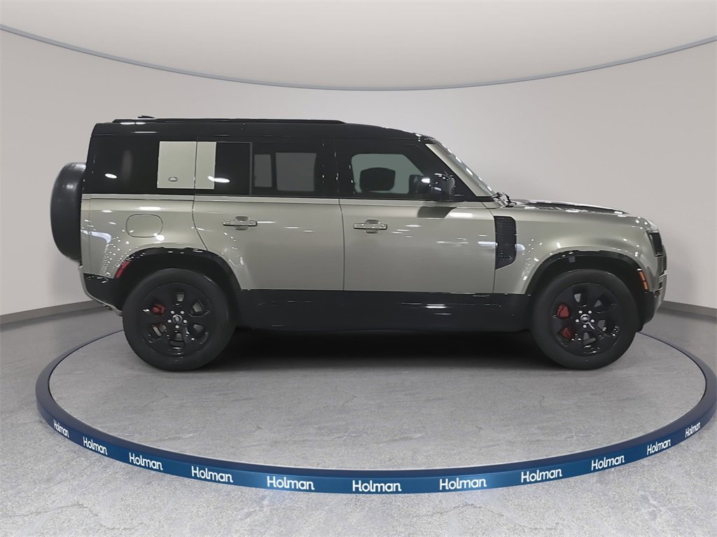 Used 2022 Land Rover Defender 110 X image 5