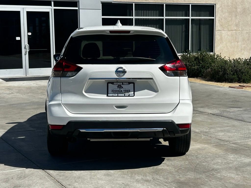 Used 2019 Nissan Rogue S image 7
