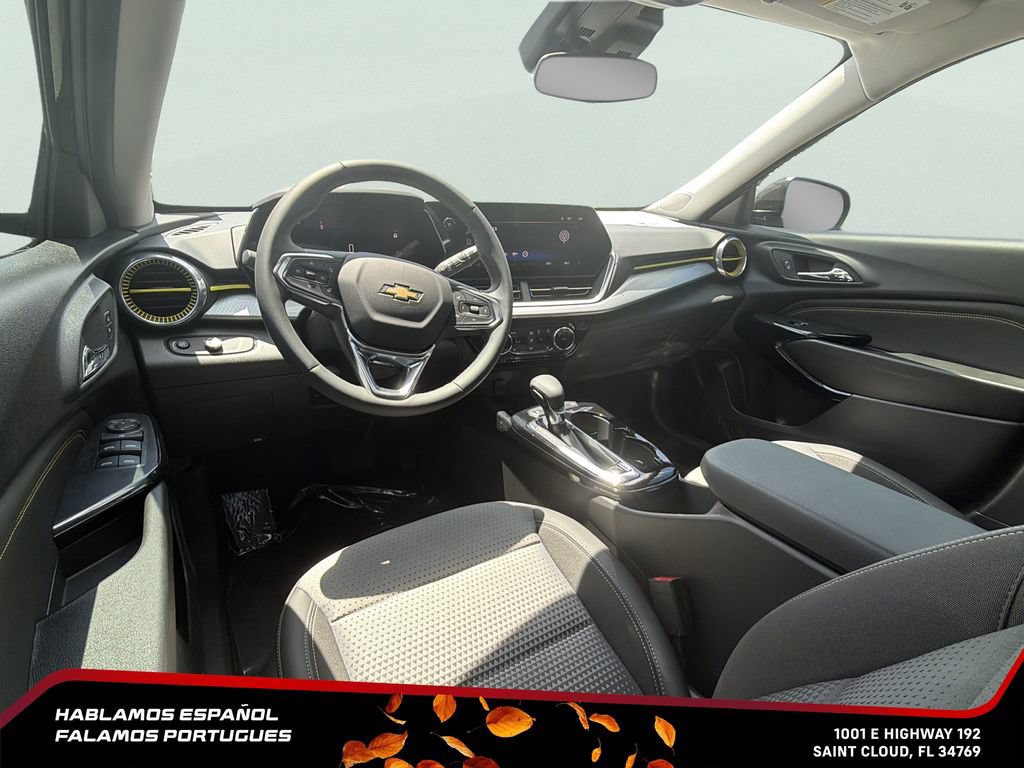 Used 2024 Chevrolet Trax LT w/ Driver Confidence Package FWD image 23