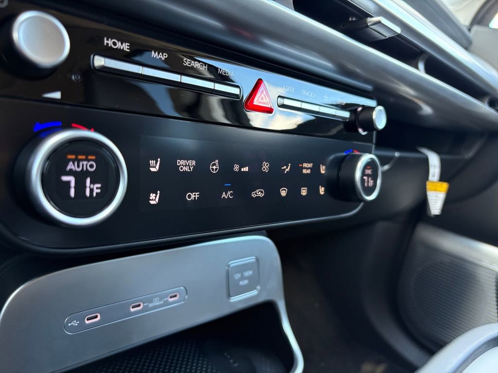 New 2026 Hyundai Ioniq 9 Limited image 34