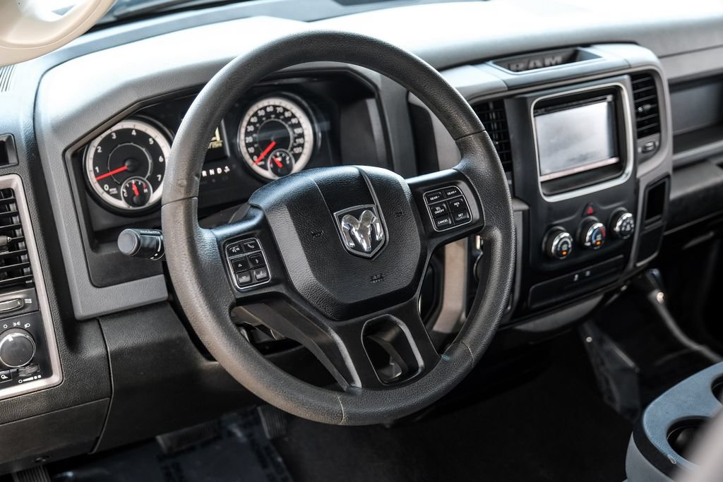 Used 2019 RAM 1500 Tradesman w/ Chrome Plus Package RWD image 12