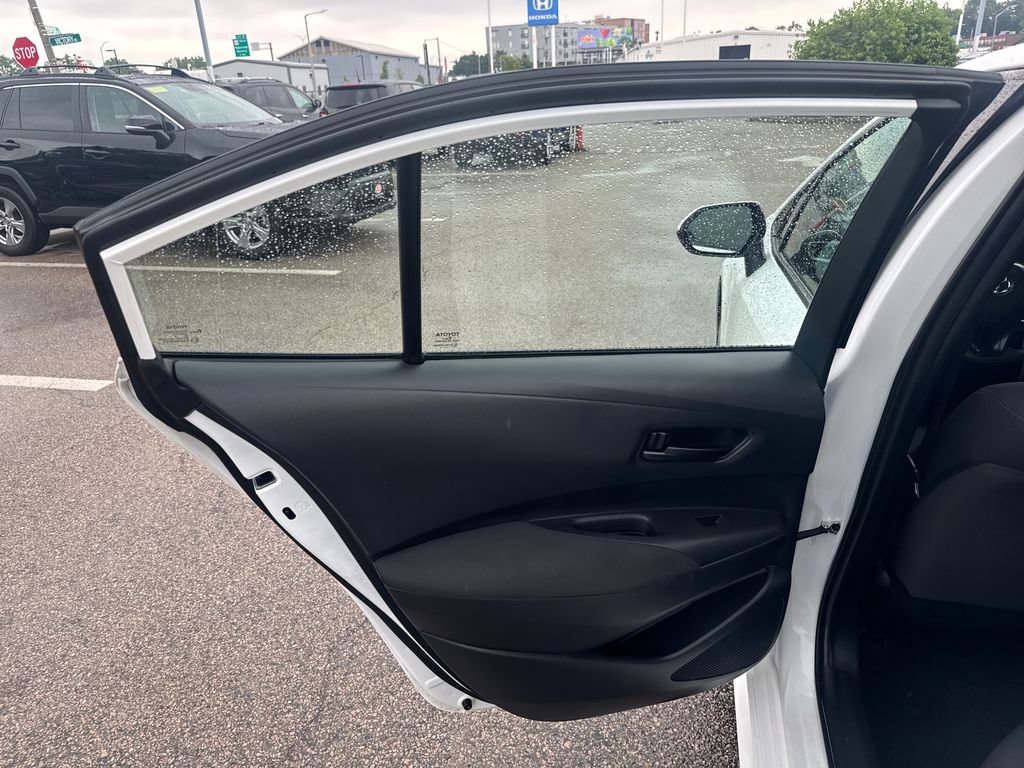 Used 2024 Toyota Corolla LE FWD image 38