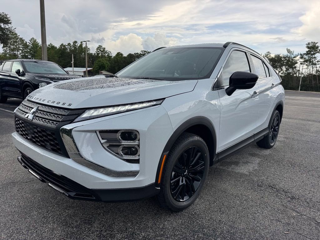 New 2025 Mitsubishi Eclipse Cross Black Edition image 3