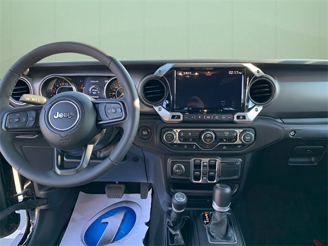 Used 2023 Jeep Gladiator Sport image 38