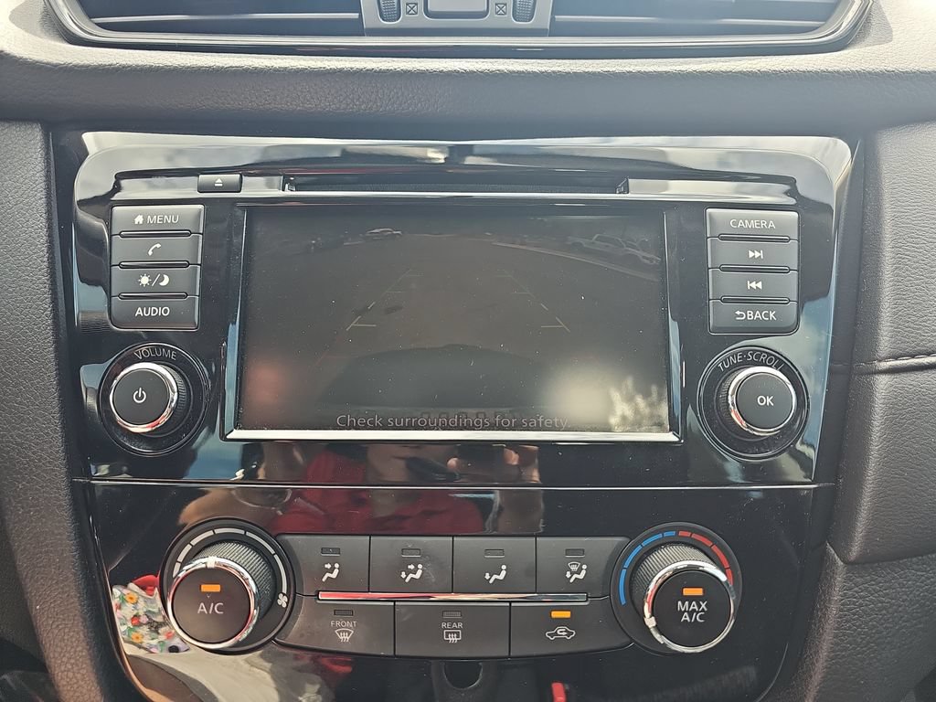 Used 2018 Nissan Rogue S FWD image 22