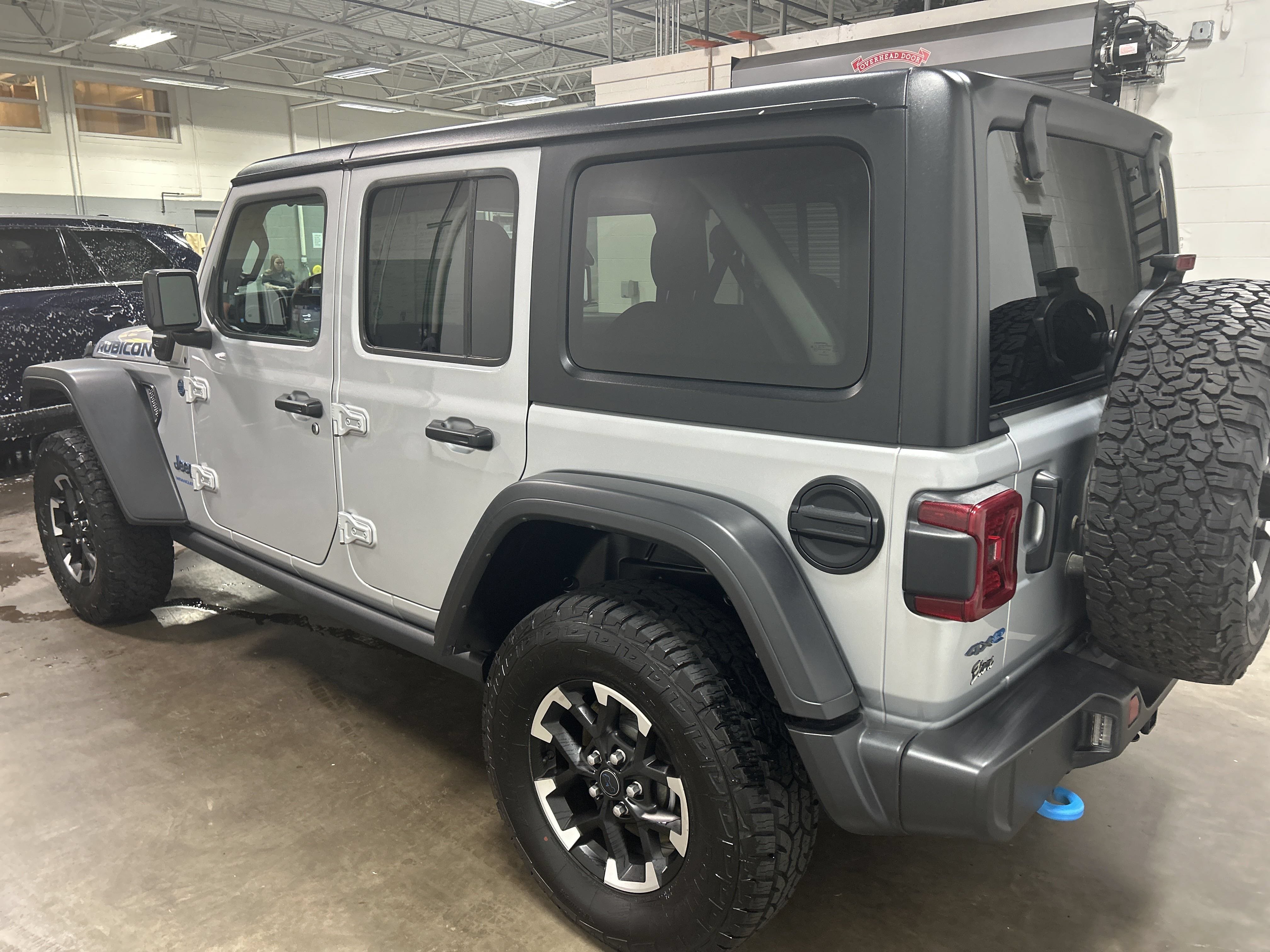 Used 2024 Jeep Wrangler Unlimited Rubicon 4xe AWD/4WD image 5