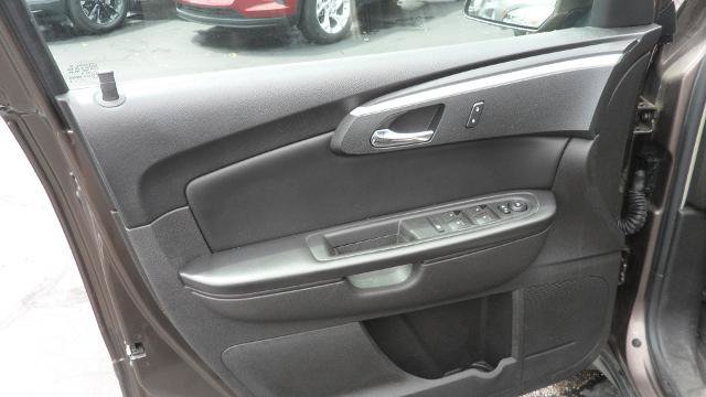 Used 2009 Chevrolet Traverse LT FWD image 40