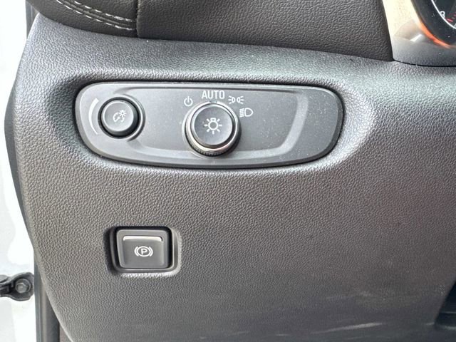 Used 2022 Chevrolet Blazer LT image 32