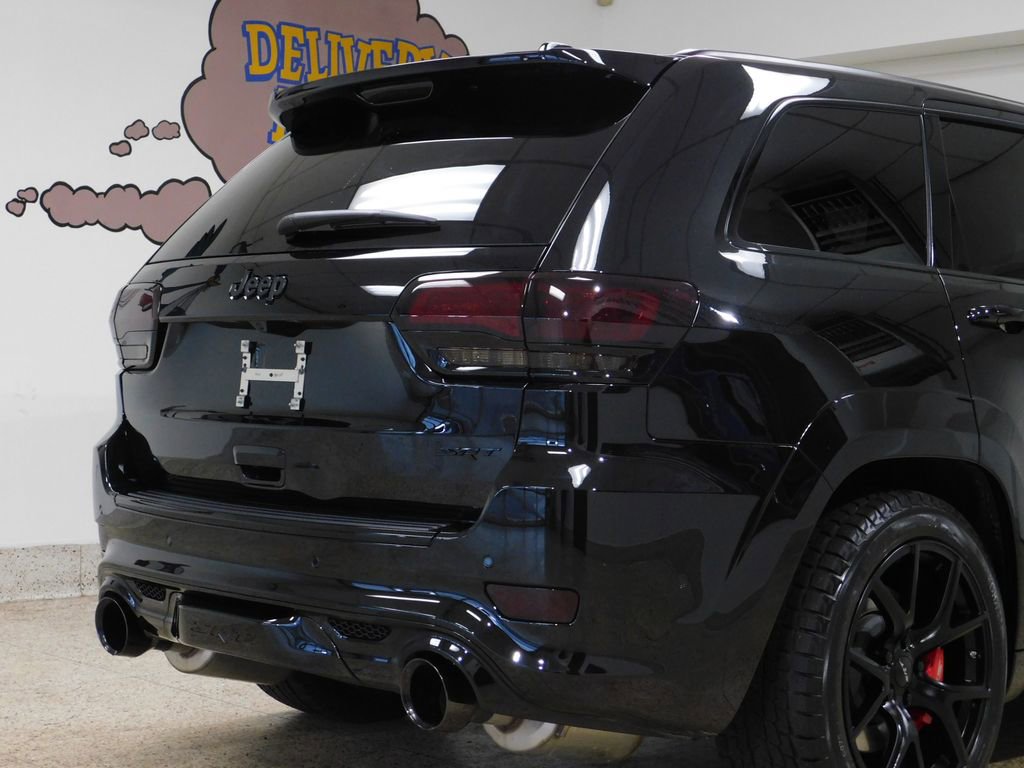 Used 2021 Jeep Grand Cherokee SRT image 86