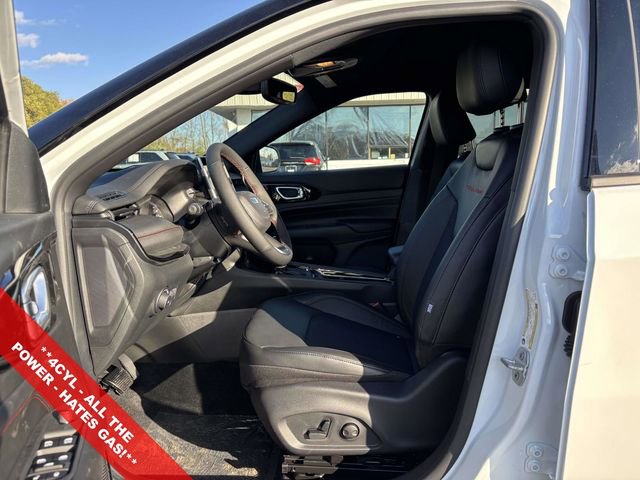 New 2026 Jeep Compass Trailhawk image 3