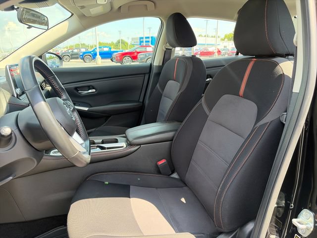 Used 2022 Nissan Sentra SR w/ Lighting Package FWD image 16