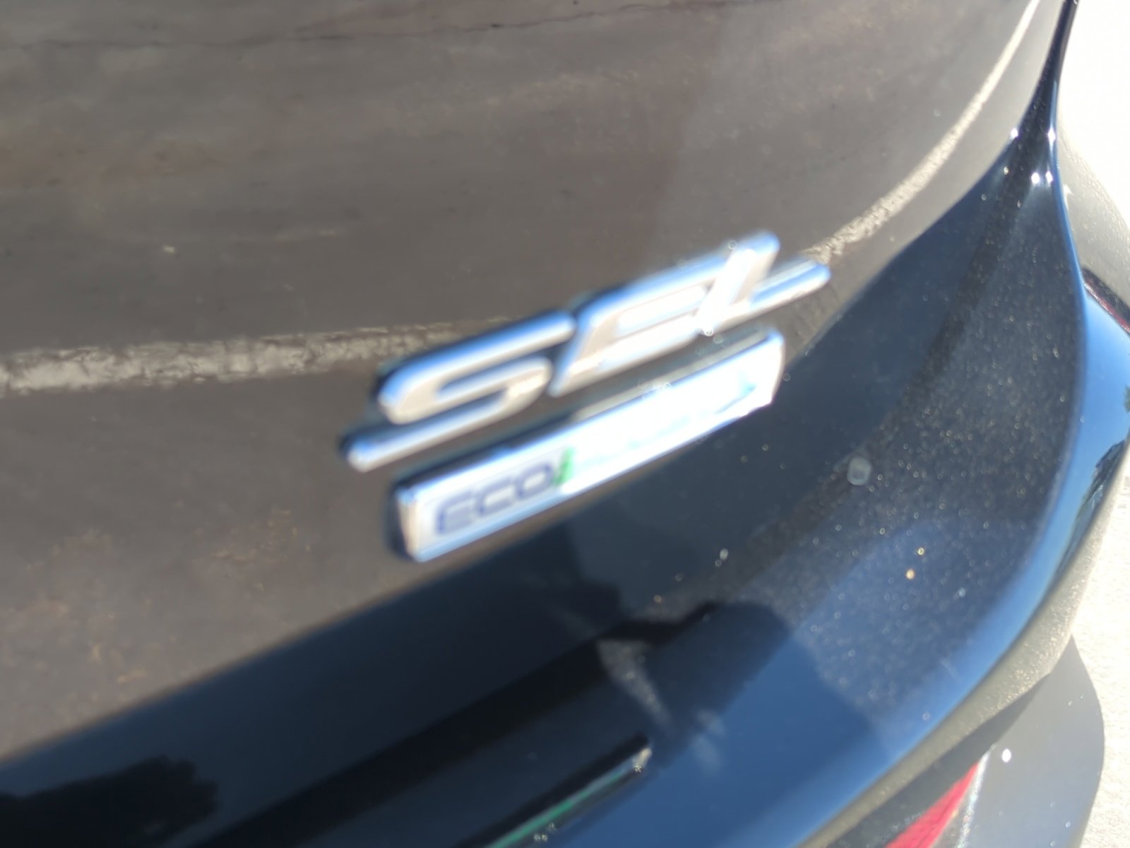 Used 2018 Ford Edge SEL w/ Equipment Group 201A image 23