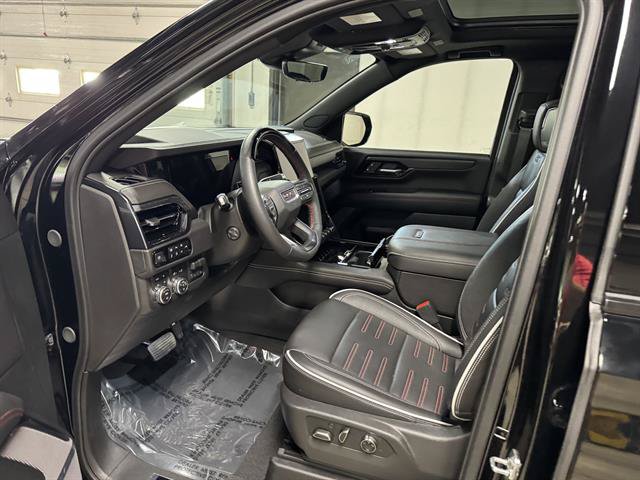Certified 2025 GMC Yukon XL AT4 Ultimate AWD/4WD image 15