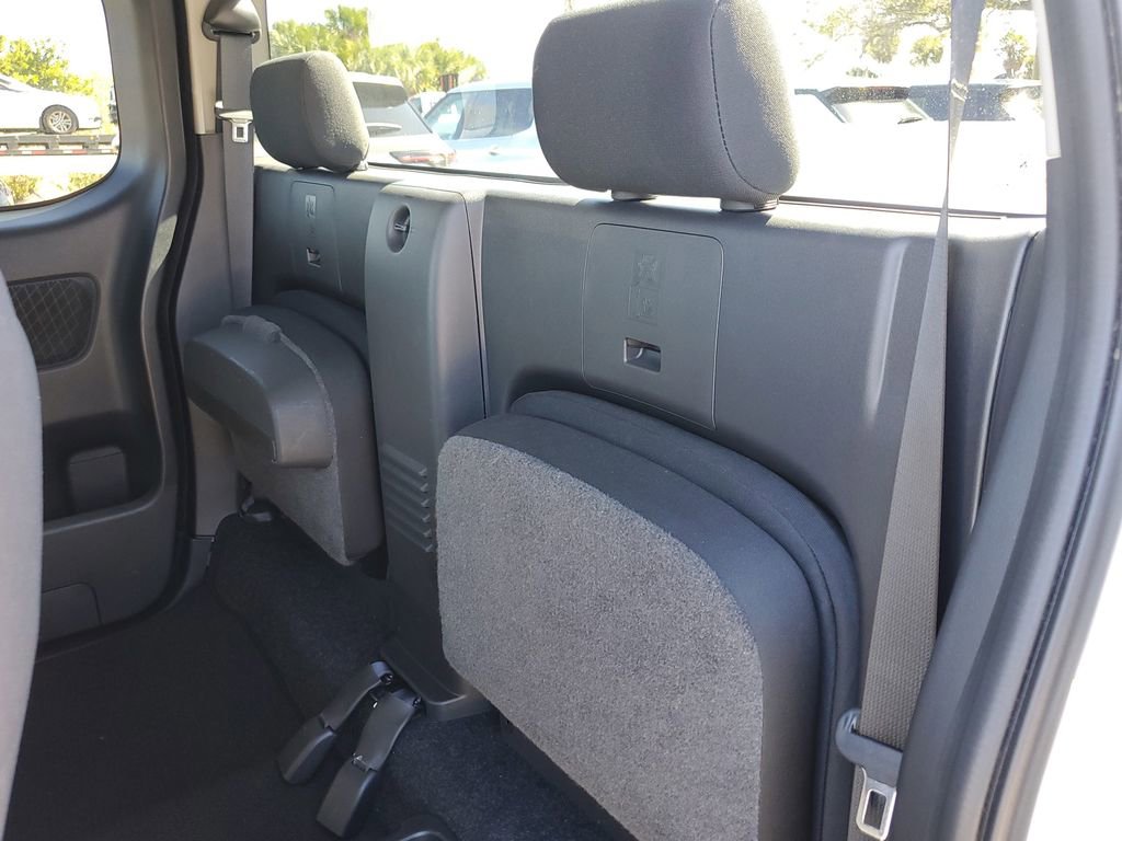 Used 2022 Nissan Frontier S w/ Technology Package image 10
