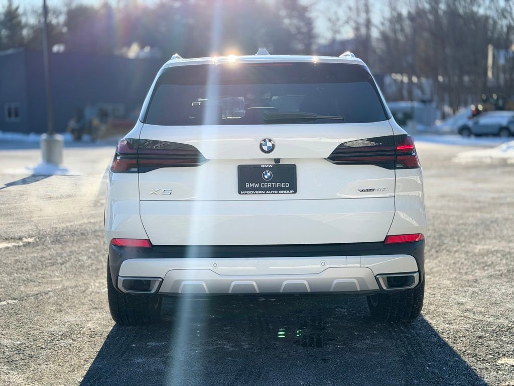 Certified 2025 BMW X5 xDrive40i w/ Parking Assistance Package image 5