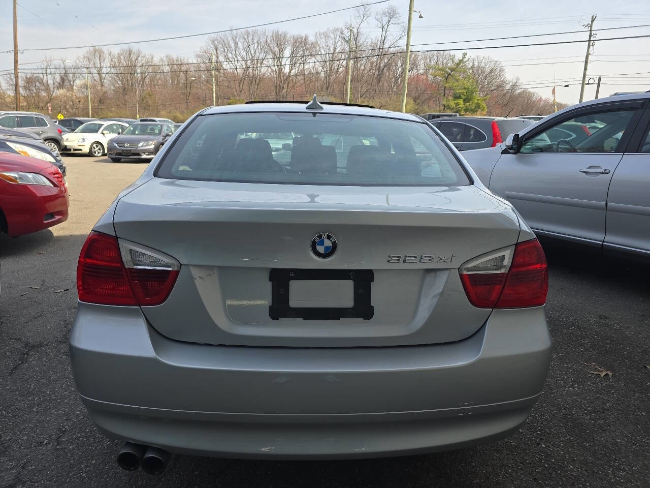 Used 2008 BMW 328xi Sedan image 4