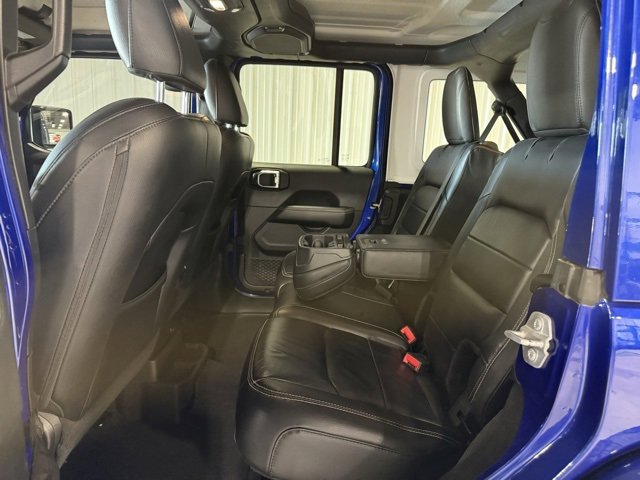 Used 2018 Jeep Wrangler Unlimited Sahara w/ Dual Top Group image 28