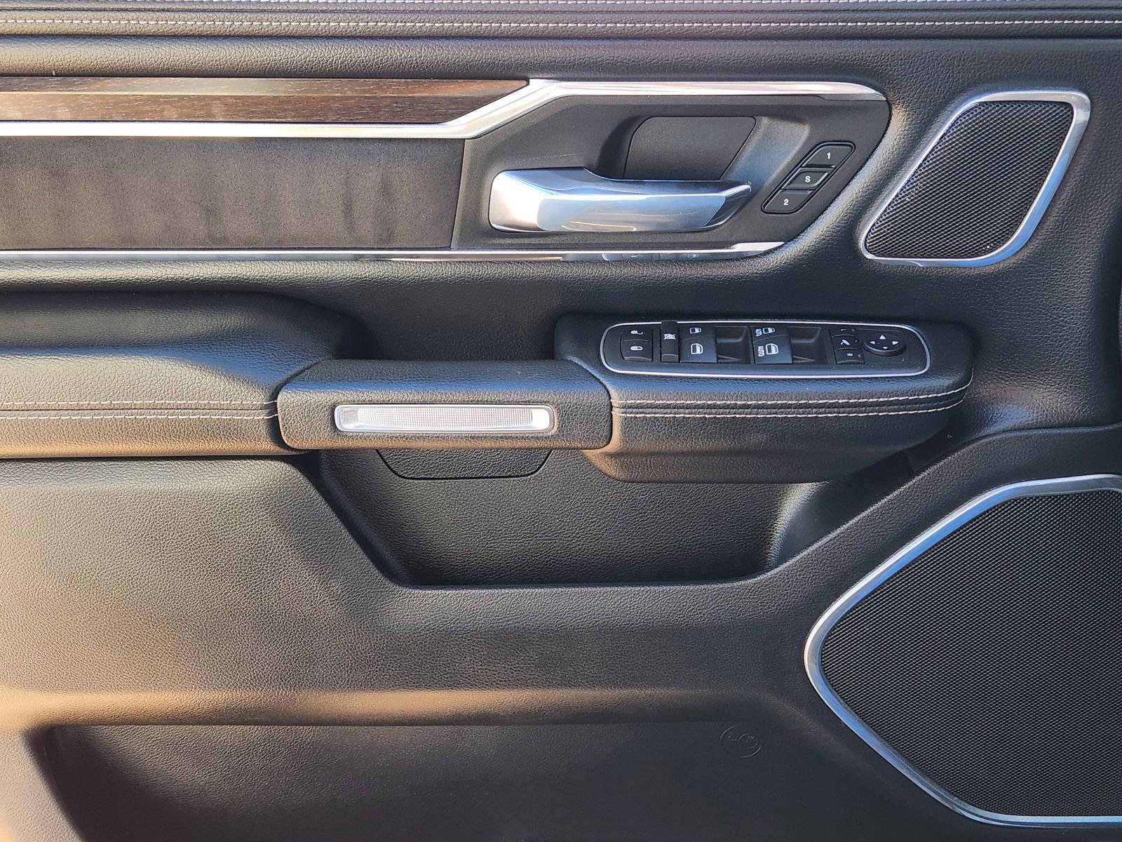 Used 2022 RAM 1500 Laramie image 26