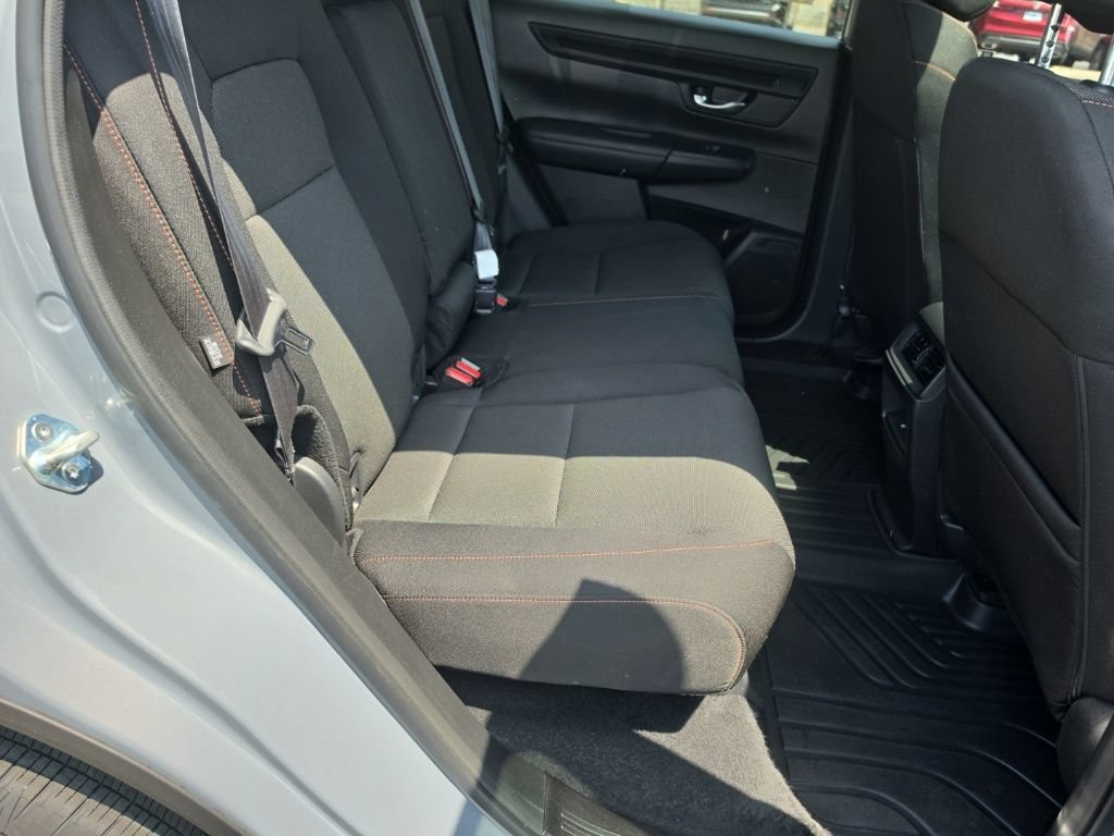Used 2025 Honda CR-V Sport image 29