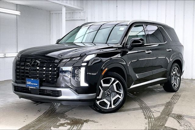 Certified 2025 Hyundai Palisade Limited AWD/4WD image 2