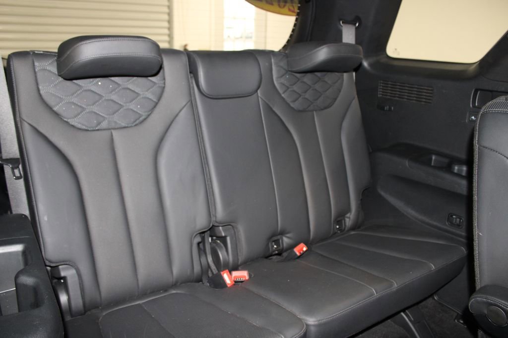 Used 2022 Hyundai Palisade Calligraphy image 34