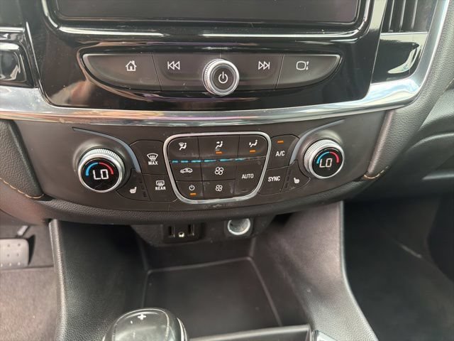 Used 2019 Chevrolet Traverse LT AWD/4WD image 19