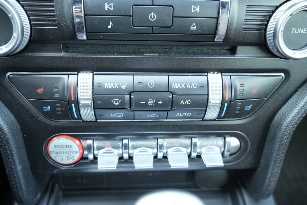 Used 2015 Ford Mustang Premium image 32