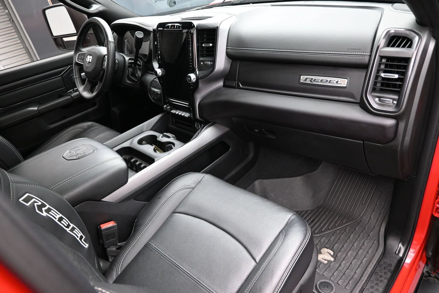 Used 2024 RAM 2500 Rebel AWD/4WD image 42