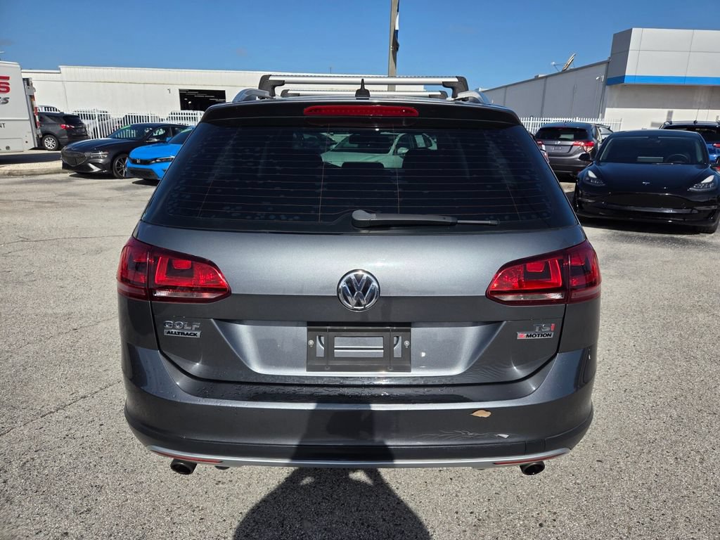 Used 2017 Volkswagen Golf Alltrack S AWD/4WD image 11