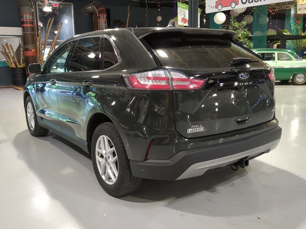 Used 2022 Ford Edge SEL w/ Convenience Package AWD/4WD image 10