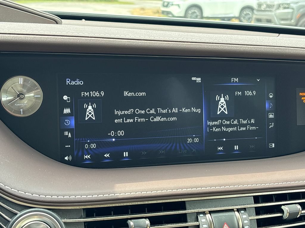 Used 2018 Lexus LS 500 w/ Interior Upgrade Package RWD image 16