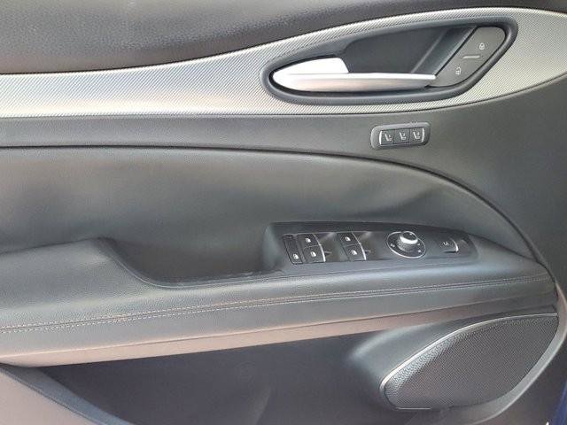 Used 2018 Alfa Romeo Stelvio Ti Sport image 17