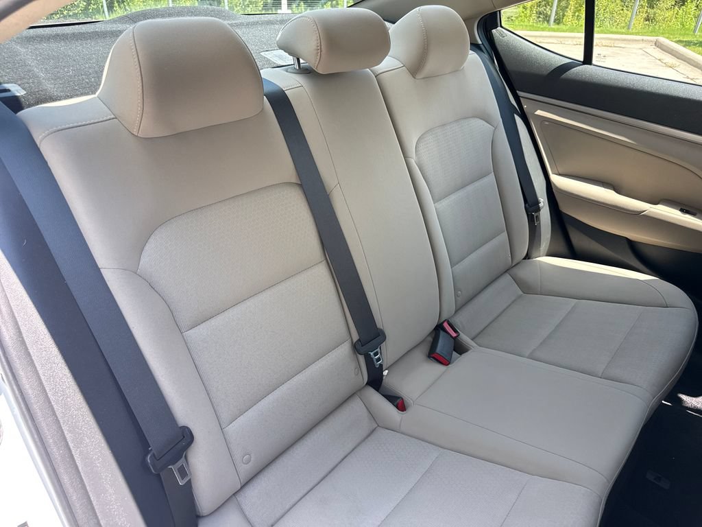 Used 2017 Hyundai Elantra Value Edition w/ Cargo Package FWD image 33