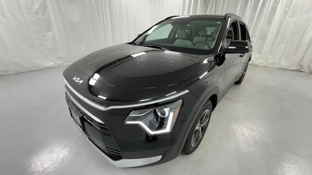 New 2026 Kia Niro EX FWD image 7