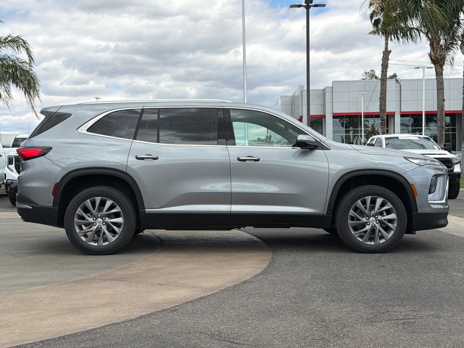 New 2026 Buick Enclave Preferred w/ Super Cruise Package FWD image 3