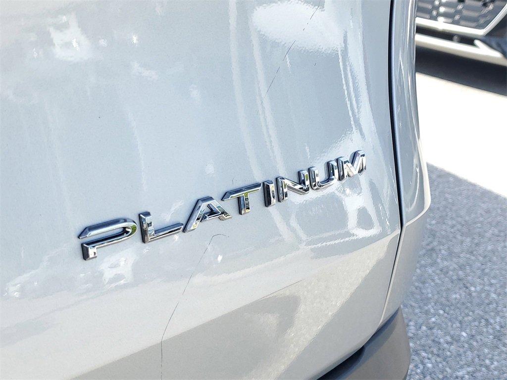 Used 2024 Toyota Grand Highlander Platinum image 6