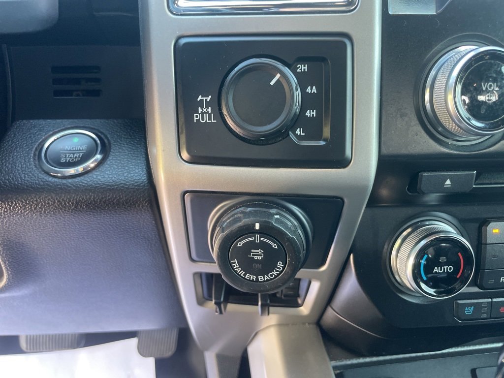 Used 2016 Ford F150 Lariat w/ Equipment Group 502A Luxury image 22