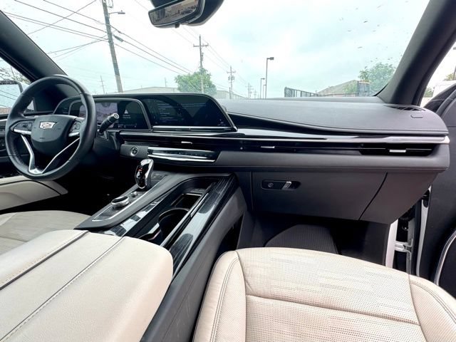 Used 2021 Cadillac Escalade Sport AWD/4WD image 14
