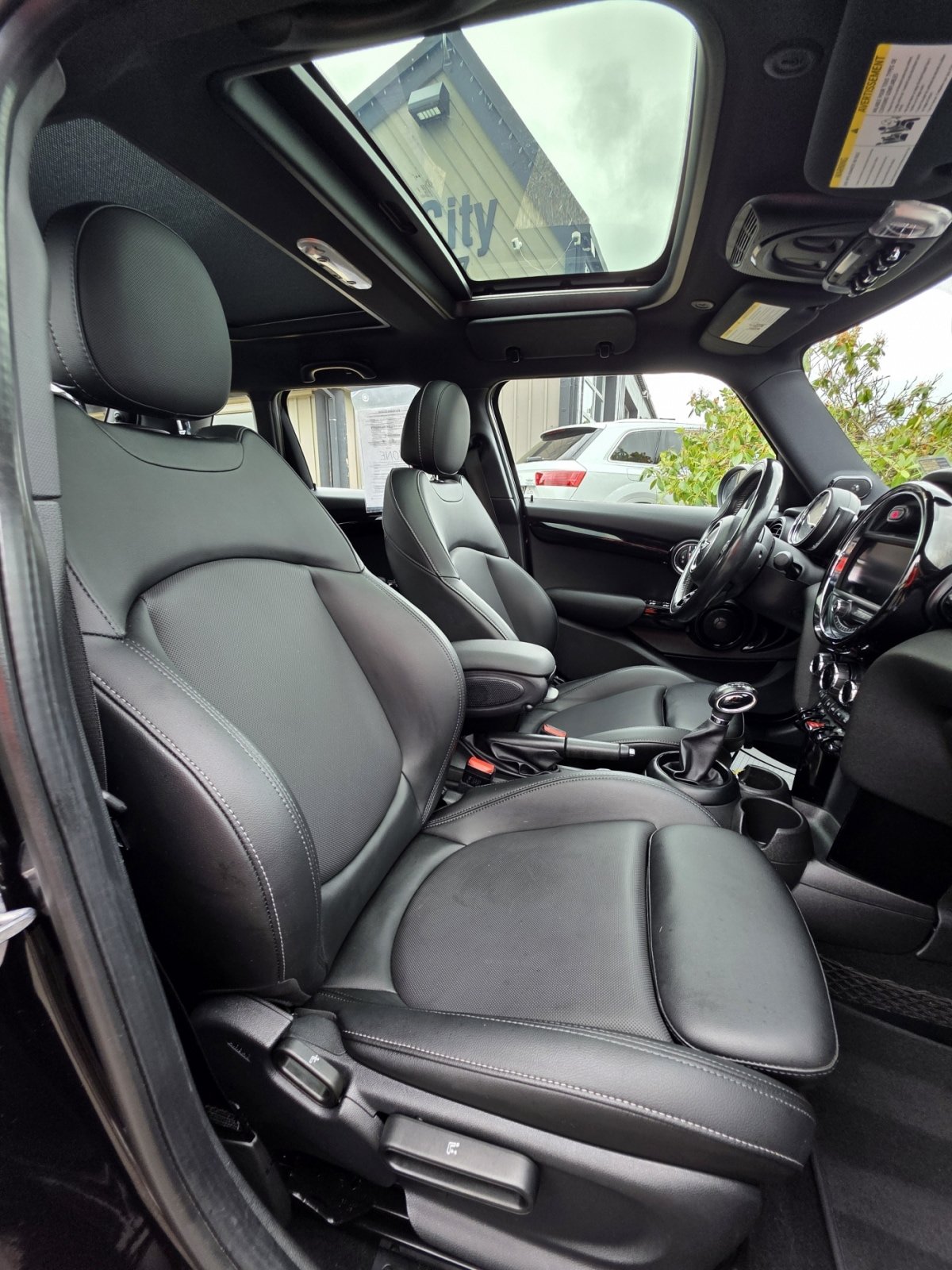 Used 2018 MINI Cooper S FWD image 7