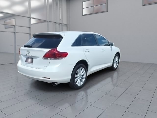 Used 2015 Toyota Venza LE FWD image 8