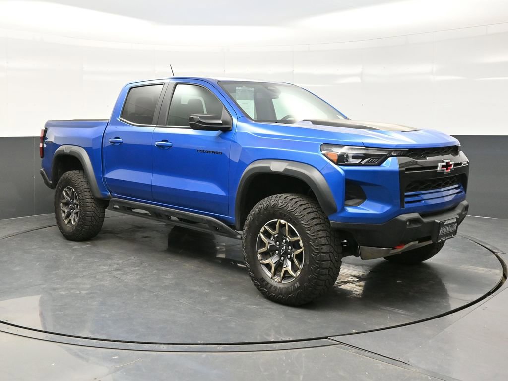 Used 2024 Chevrolet Colorado ZR2 image 1