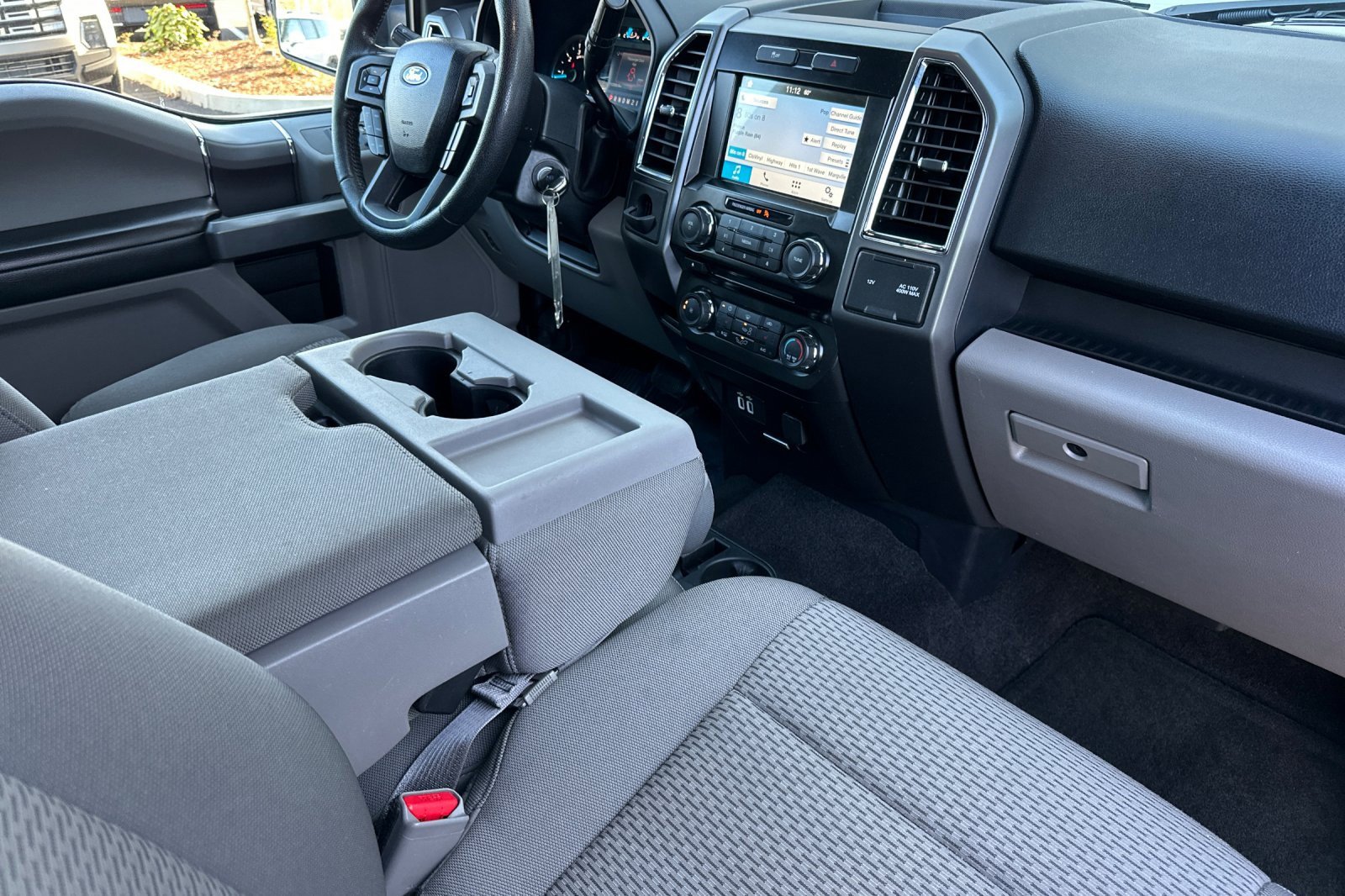 Used 2016 Ford F150 XLT w/ Equipment Group 302A Luxury image 15