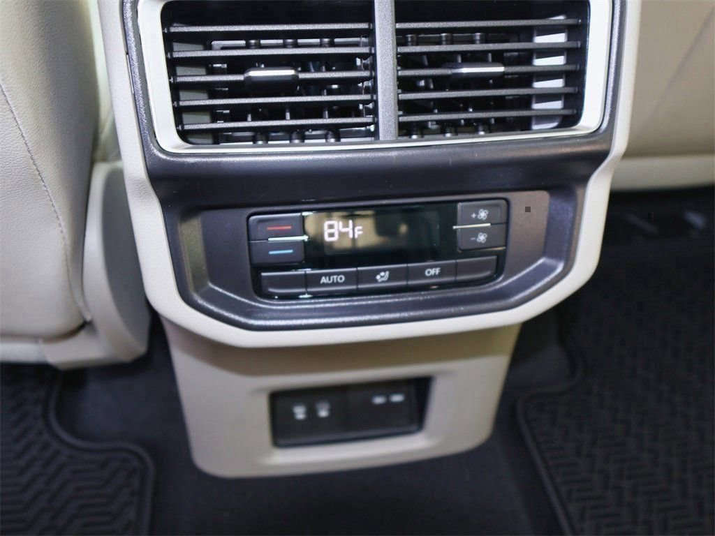 New 2026 Volkswagen Atlas SE image 17
